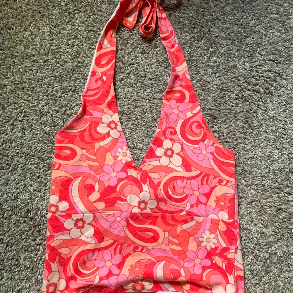 HOLLISTER HALTER TOP!!🐆🥥